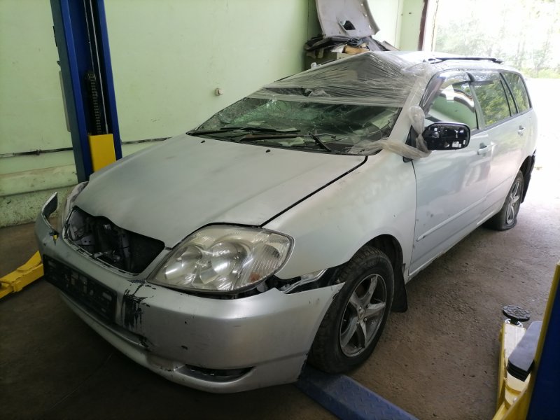 Автомобиль Toyota Corolla Fielder NZE124G 1NZ-FE 2001 года в разбор