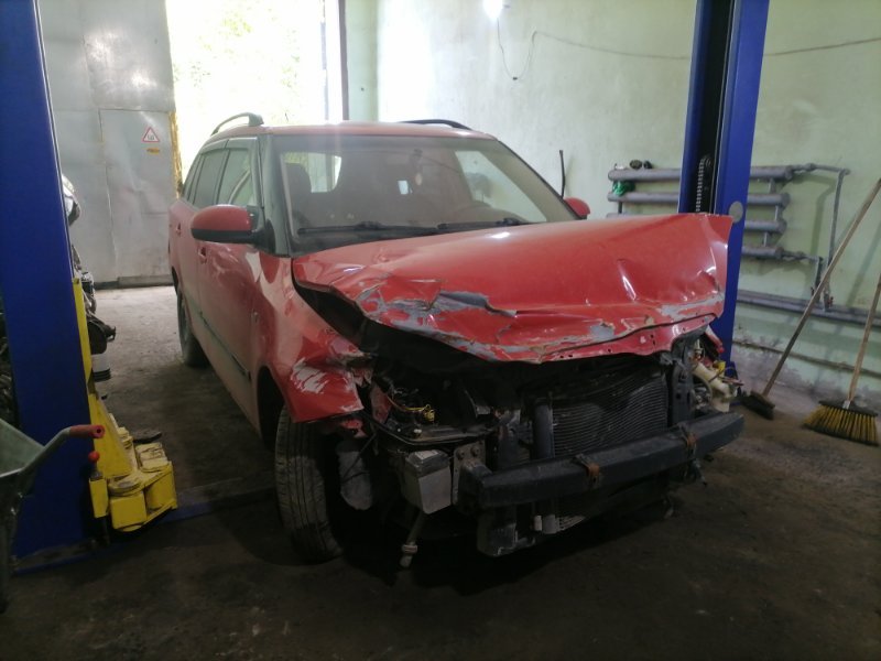 Автомобиль Skoda Fabia 5J2 BZG 2008 года в разбор