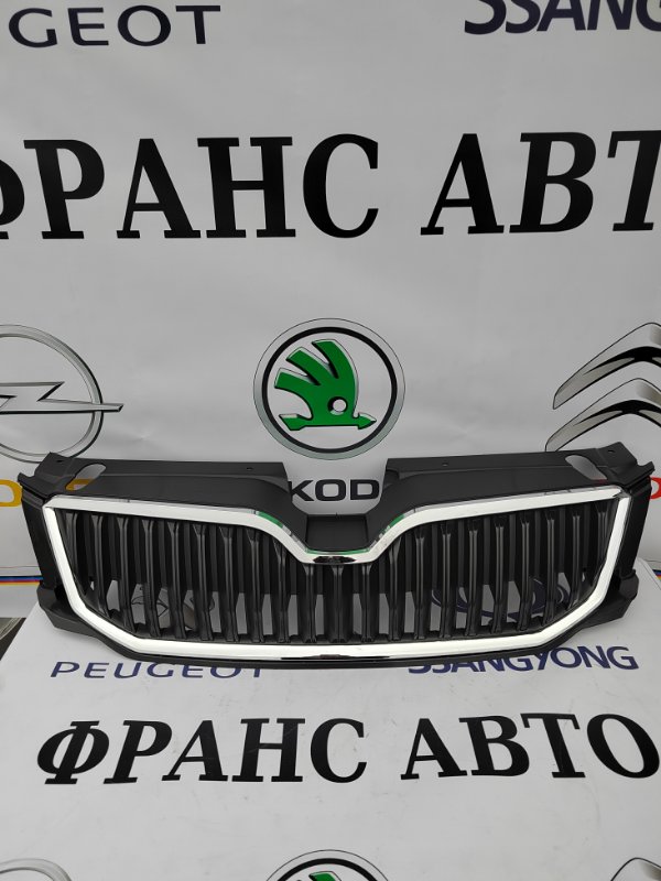 Решетка радиатора Skoda Octavia A7 13