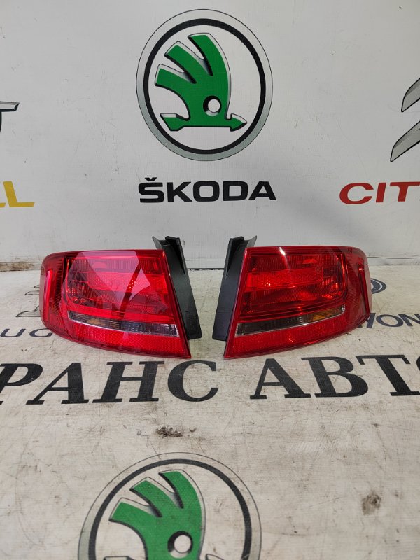 Комплект фонарей Audi A4 B8 07