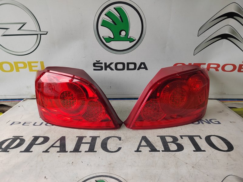 Комплект фонарей PEUGEOT 307 05