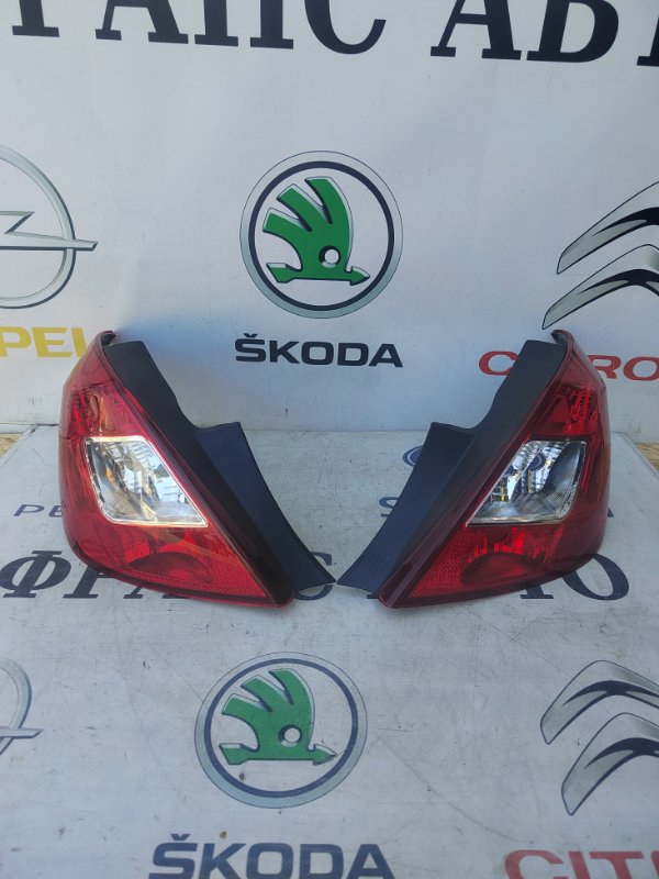 Комплект фонарей Opel Corsa D 06