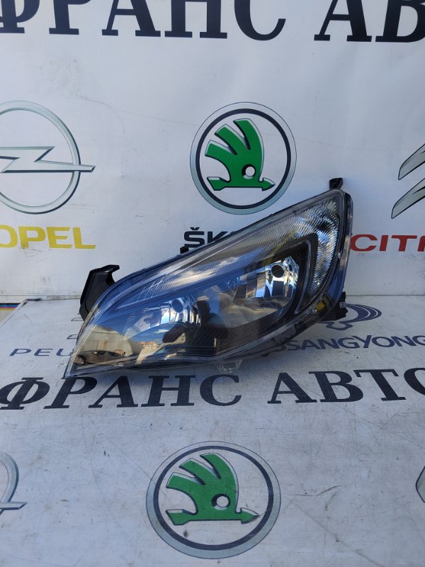 Фара Opel ASTRA J 09 левая Фара Opel ASTRA J 09 левая