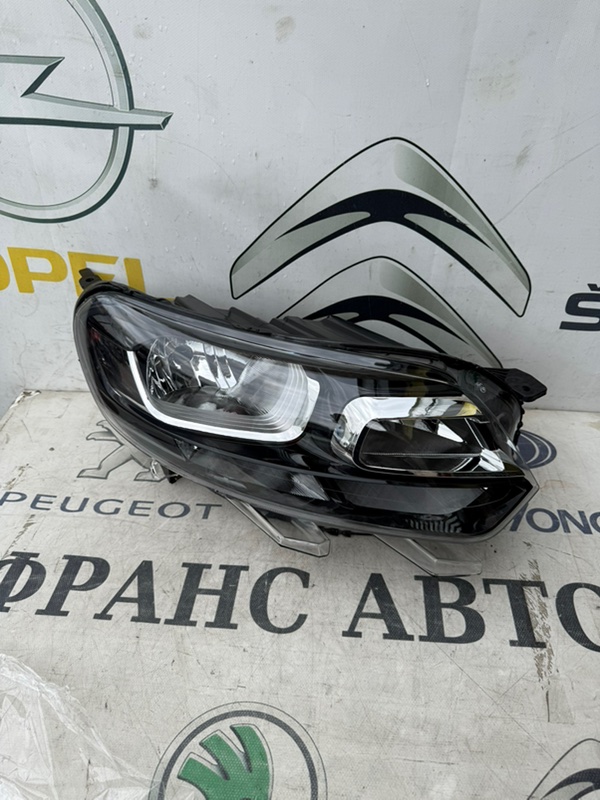 Фара уценка CITROEN Jumpy Opel Zafira Life 16 правая