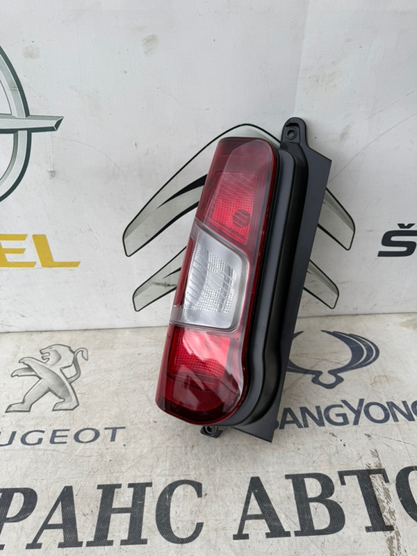 Фонарь PEUGEOT PARTNER B9 18 левый