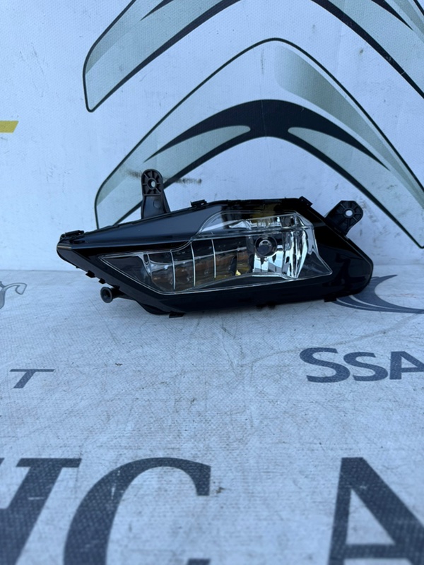 Туманка Opel insignia 17 левая