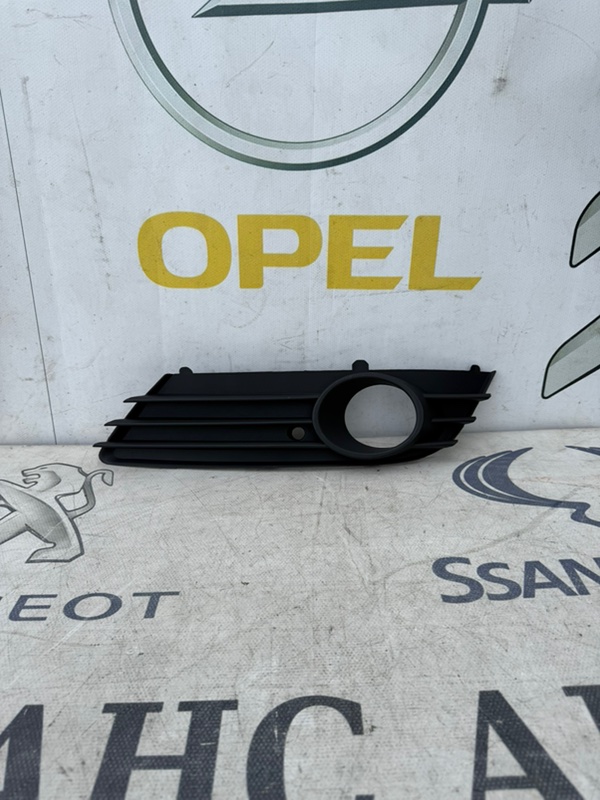 Рамка накладка птф Opel Astra H 04 левая