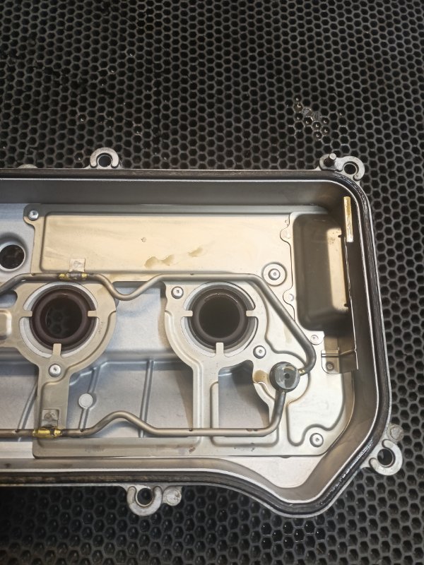 Крышка клапанов левая GS300 3GR-FSE