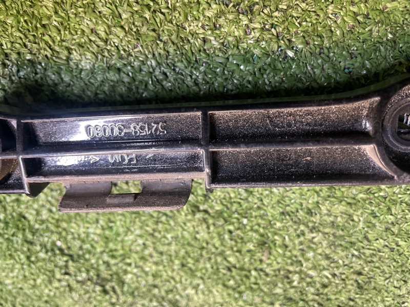 Клипса задняя левая Gs350 2005 GRS191 2GR-FSE
