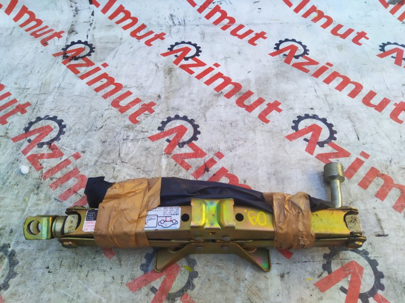 Домкрат Honda (б/у) Домкрат Honda (б/у)