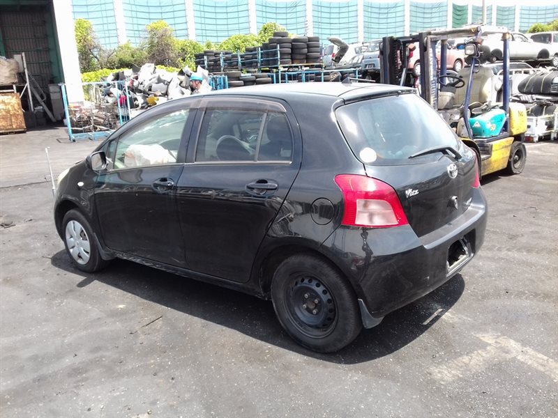 Toyota vitz scp90