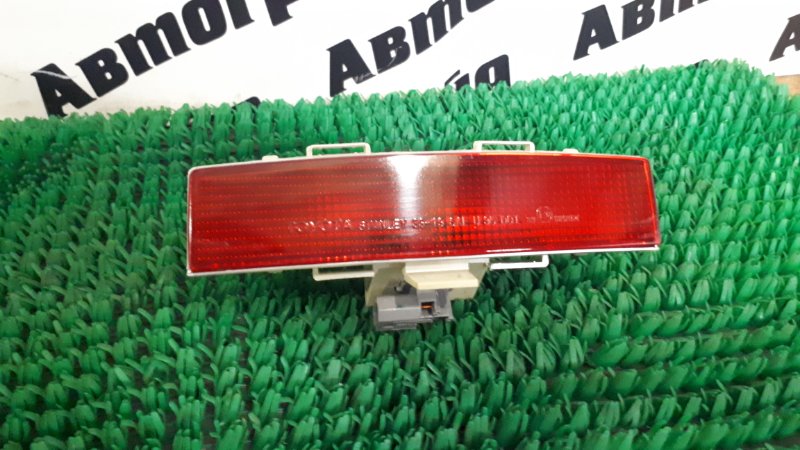 Стоп-сигнал в салоне Toyota Camry Gracia SXV20 5S 2000