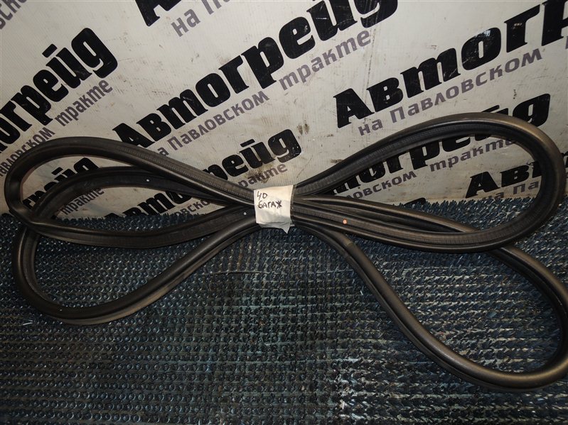 Уплотнительная резинка багажника Toyota Camry ACV40 2AZ 2006.02