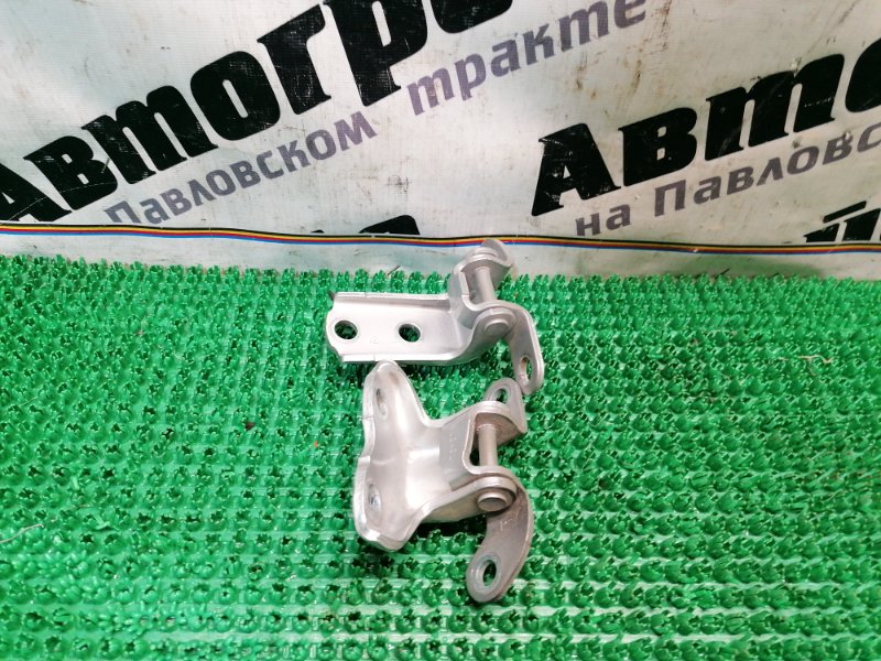 Петля дверная Toyota Avensis AZT251 2AZ-FSE 2006.07 задняя правая