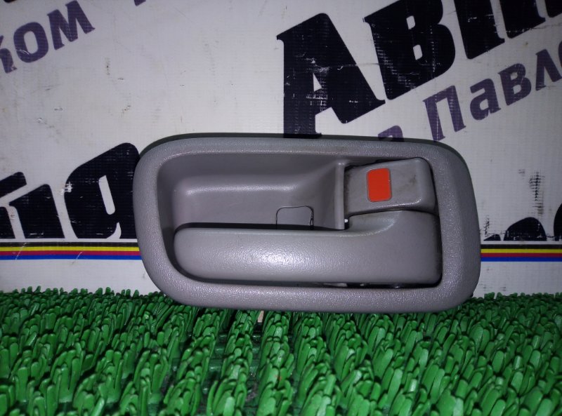 Ручка двери внутренняя Toyota Corolla Spacio AE111 4A-FE 2000.07 задняя правая
