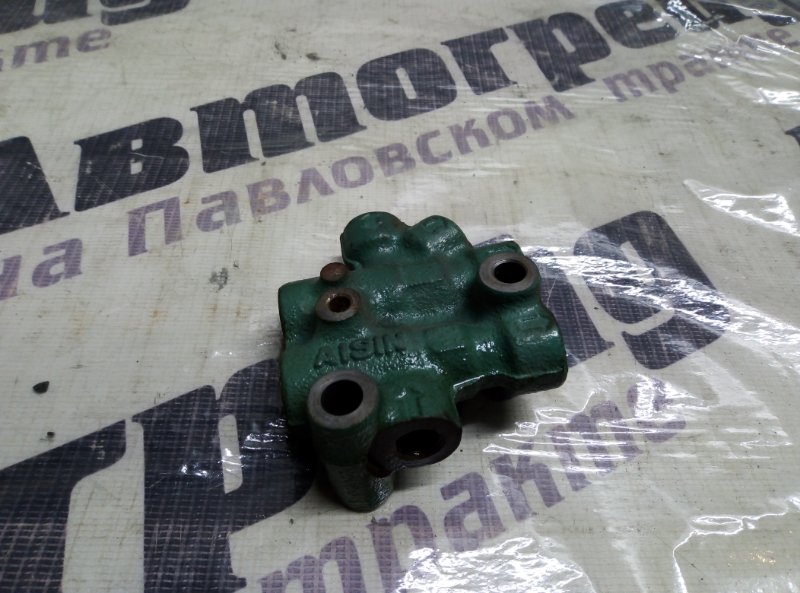 Распределитель тормозной Toyota Camry Gracia SXV20 5S-FE 1998