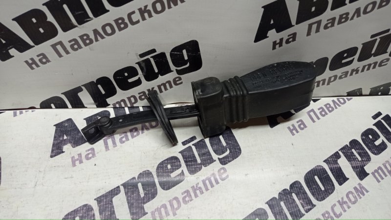 Ограничитель двери Audi A4 8K2 CDHB 07.06.2008 задний