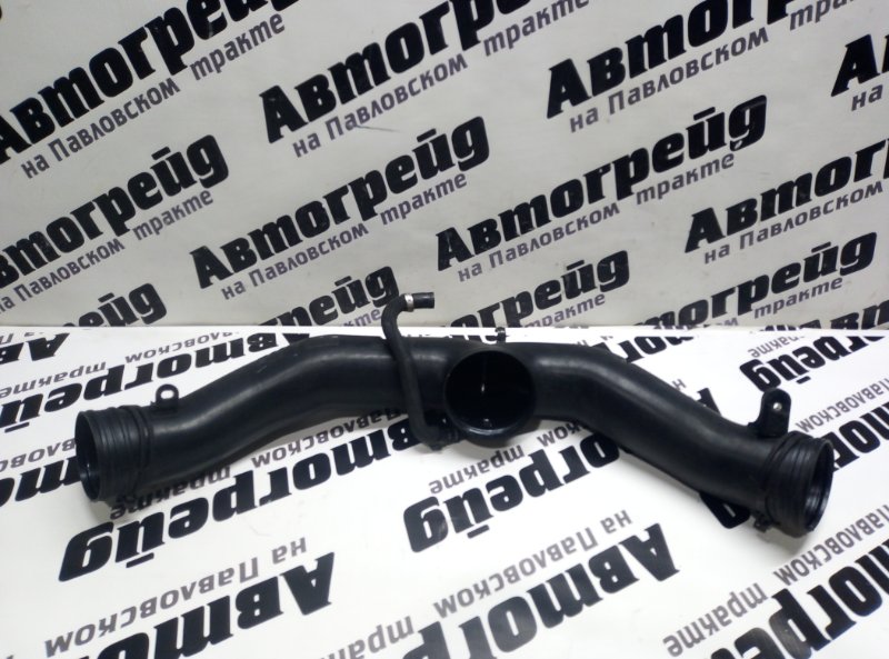 Патрубок воздушного фильтра Audi Q7 4LB BAR 28.09.2006