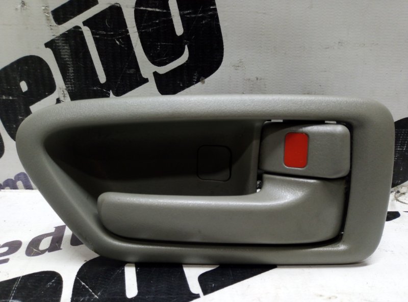 Ручка двери внутренняя Toyota Camry Gracia SXV20 5S-FE 1999.06 передняя правая