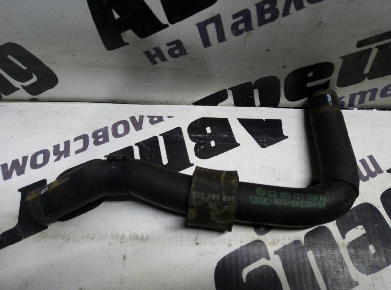 Патрубок системы охлаждения Volkswagen Passat 3C2 BZB 18.02.2008