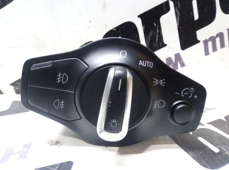 Блок управления светом Audi A4 8K2 CDN 11.07.2011