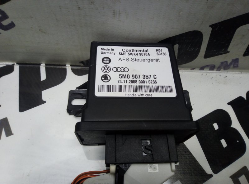 Блок управления светом Volkswagen Tiguan 5N2 CAW 15.01.2009