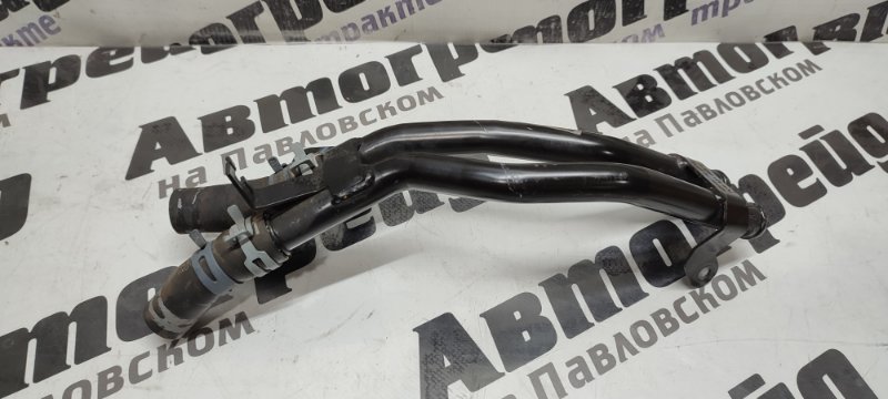 Патрубок системы охлаждения Volkswagen Touareg 7LA AXQ 18.07.2005