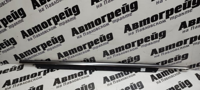 Молдинг стекла Audi Q7 4LB BAR 13.07.2009 передний правый