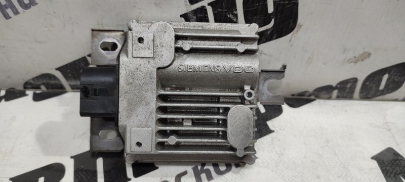 Блок управления топливным насосом Porsche Cayenne 958 M48.02 05.03.2012