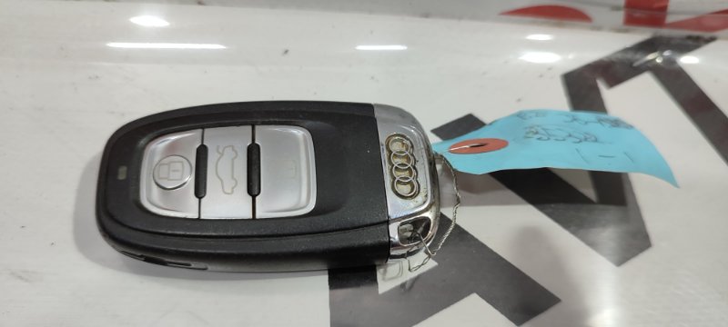Корпус ключа Audi Q5 8R CDNC 08.10.2009