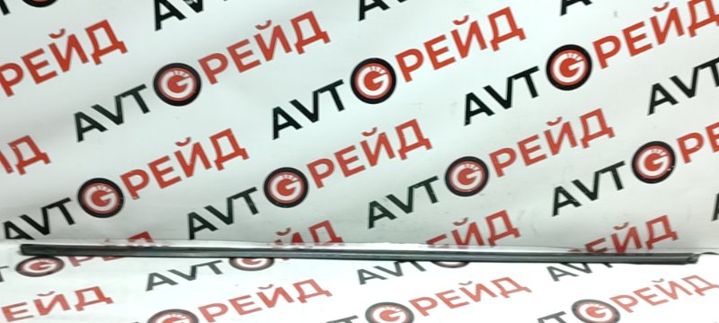 Накладка на порог Volkswagen Touareg 7LA AXQ 27.04.2006 передняя правая