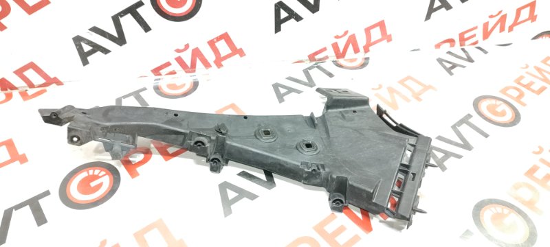 Крепление бампера Audi Q7 4L BAR 15.10.2008 переднее правое
