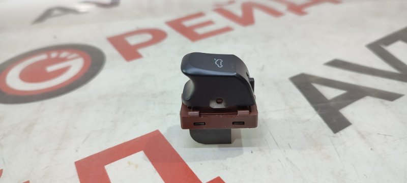 Кнопка открывания багажника AUDI Q5 17.05.2012 8RB CDNC 8K0959831A контрактная