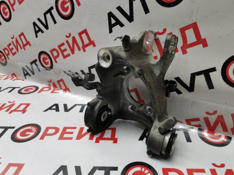 Кулак поворотный задний правый AUDI A8 4H CDRA