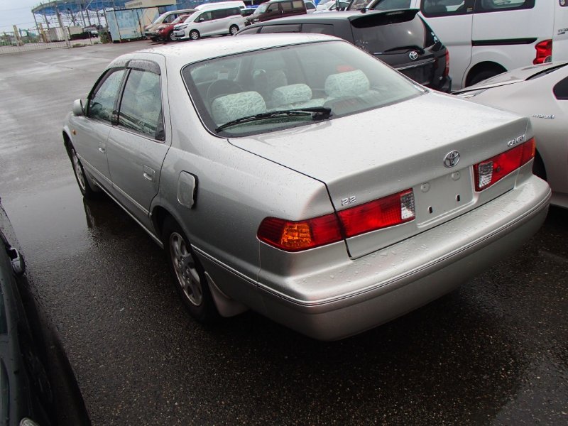 Toyota camry gracia sxv20