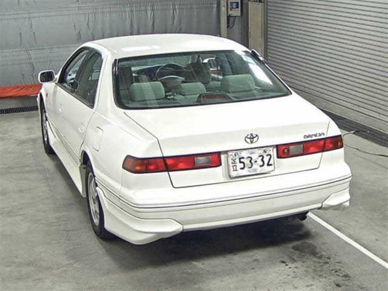 Toyota camry gracia 1998