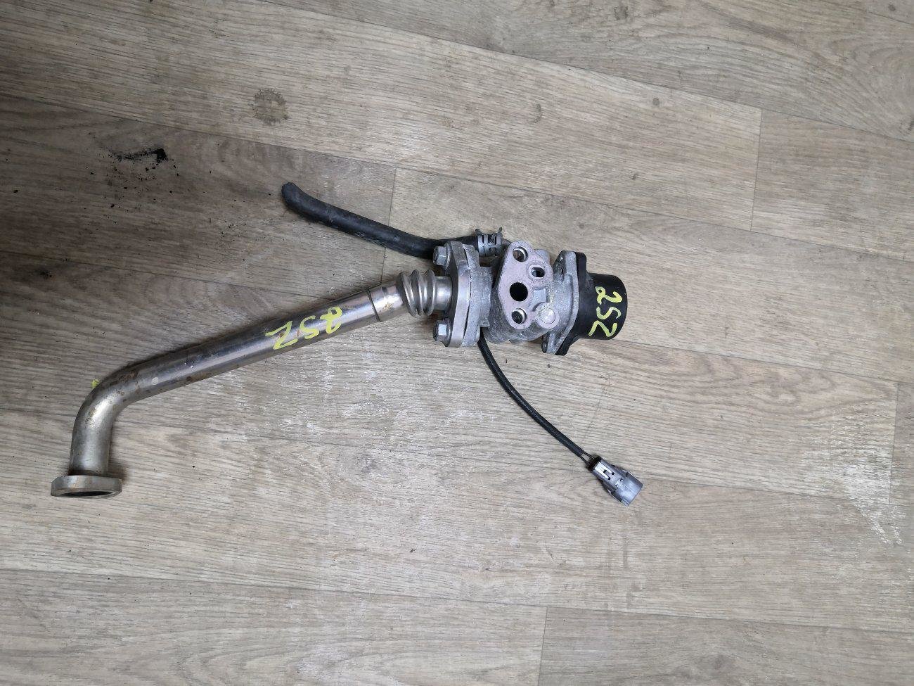 Клапан egr Toyota Belta SCP100 2SZFE (б/у)