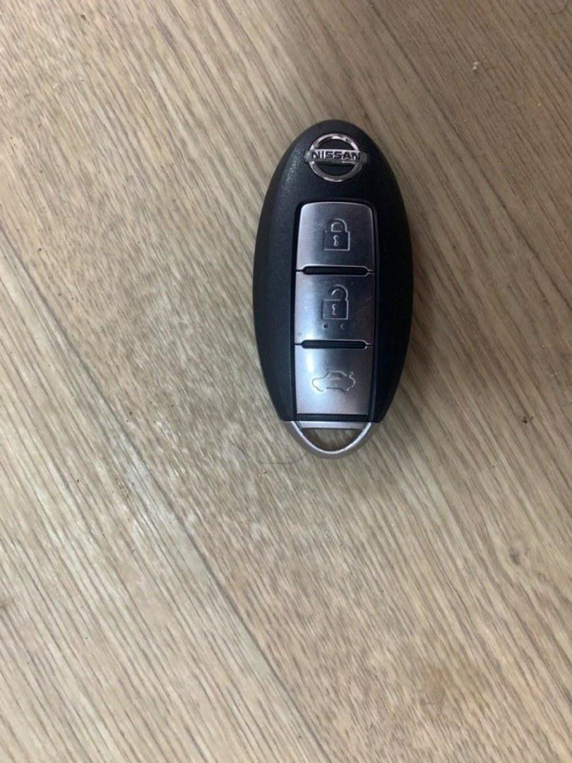 Ключ зажигания Nissan (б/у) Ключ зажигания Nissan (б/у)