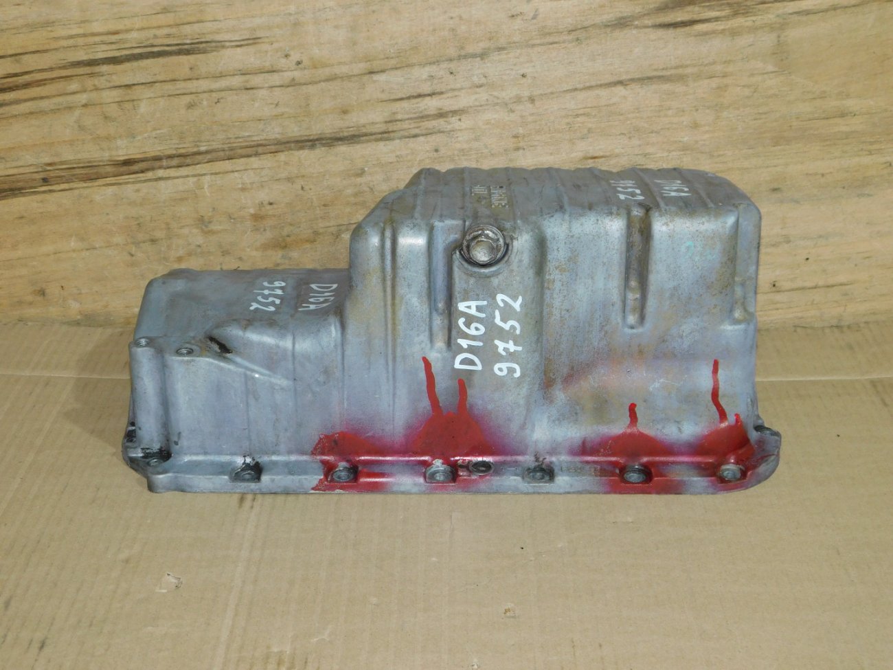 Поддон Honda D16A (б/у) Поддон Honda D16A (б/у)