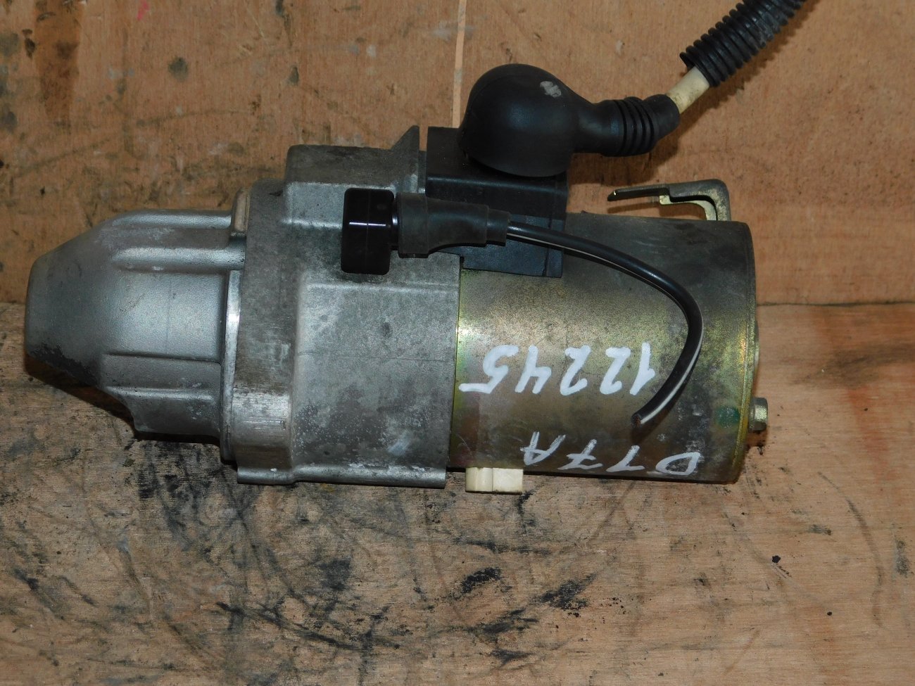 Стартер Honda D17A (б/у) Стартер Honda D17A (б/у)
