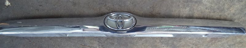 Планка багажника Toyota Mark Ii GX110 (б/у)