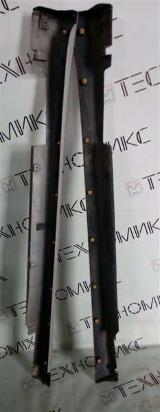 Порог Nissan Tino V10 (б/у) Порог Nissan Tino V10 (б/у)