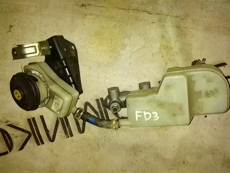 Главный тормозной цилиндр Honda Civic FD3 LDA (б/у)