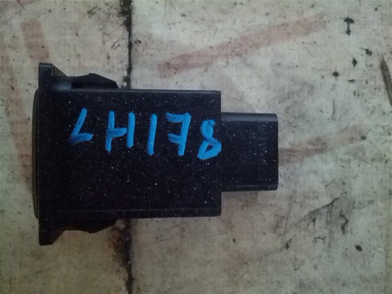 Кнопка Toyota Hiace LH178V 5L (б/у)