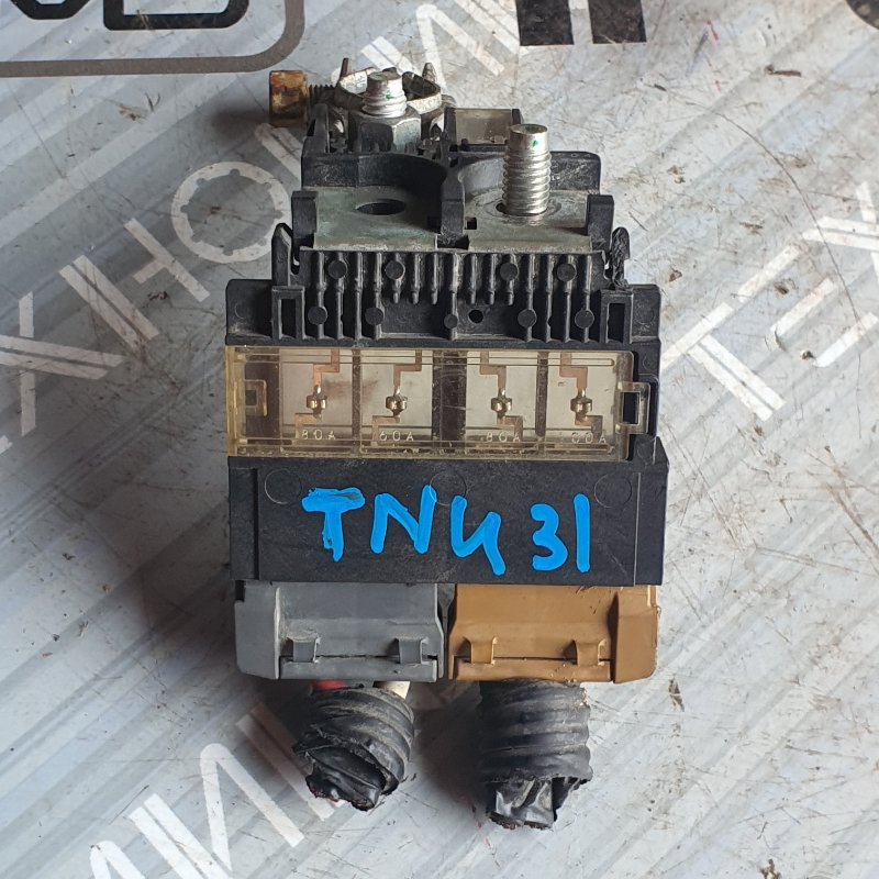 Блок предохранителей Nissan Presage TNU31 QR25(DE) (б/у)