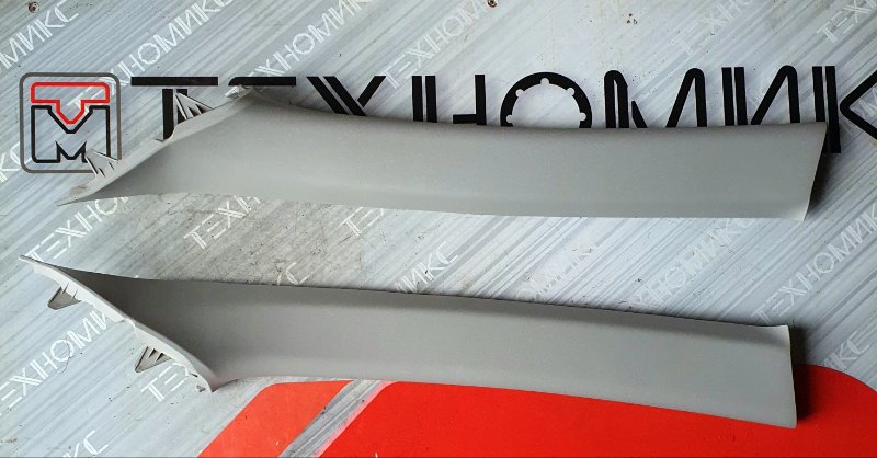 Обшивка стойки кузова Toyota Aqua NHP10 передняя (б/у)