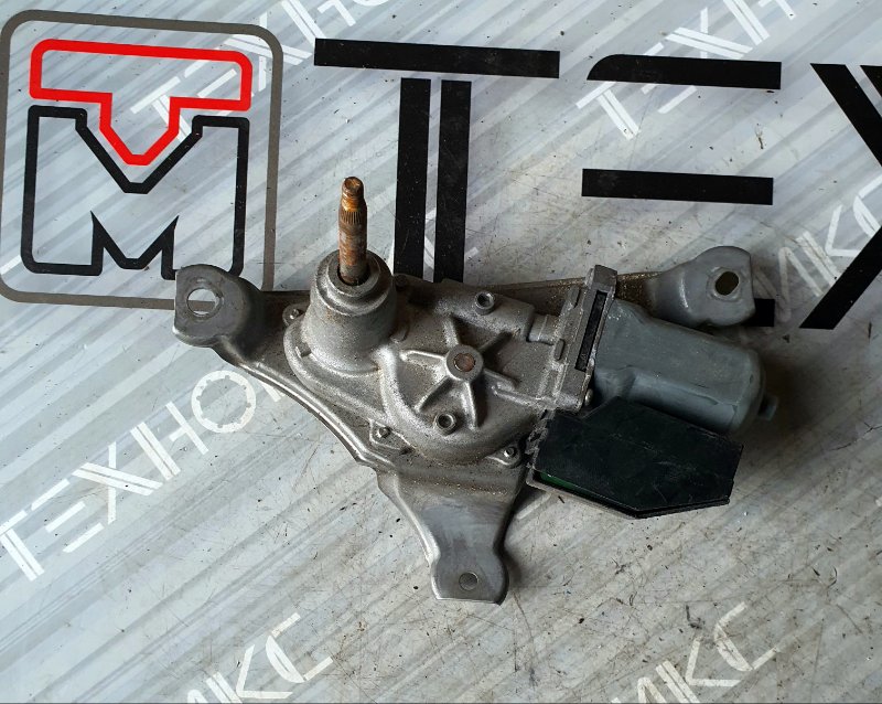 Мотор дворников Toyota Aqua NHP10 1NZ-FXE задний (б/у)