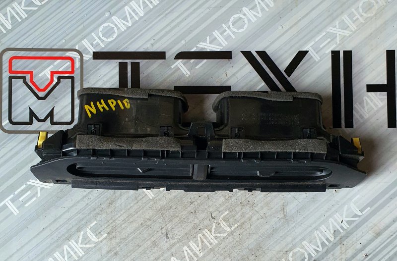 Воздуховод Toyota Aqua NHP10 (б/у)