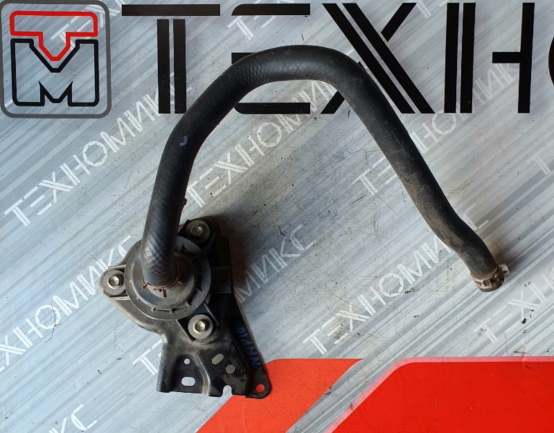 Помпа инвертора Toyota Aqua NHP10 (б/у)
