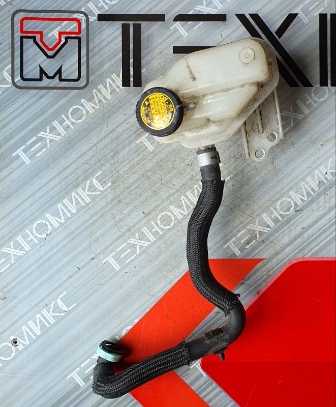 Бачок расширительный Toyota Aqua NHP10 1NZ-FXE (б/у)